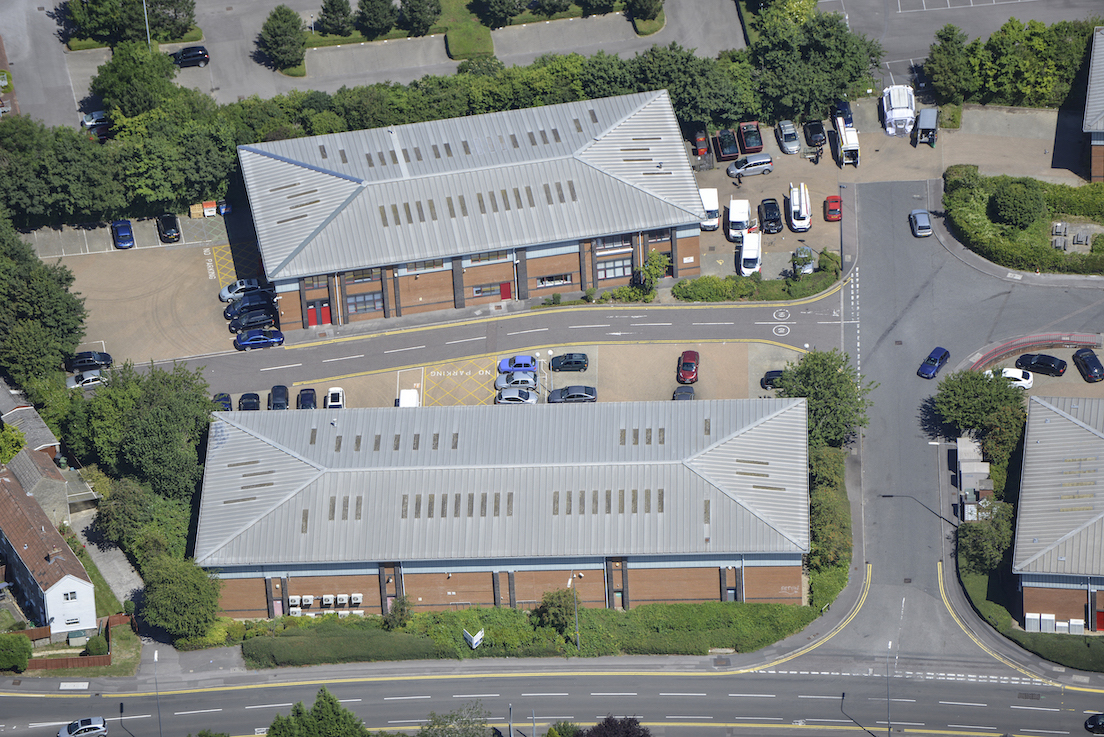 Summerfield Welcomes Dulux Decorator Center to Bristol Business Park